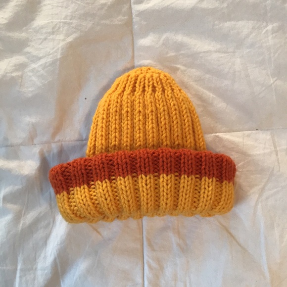 Handmade beanie - Picture 3 of 4